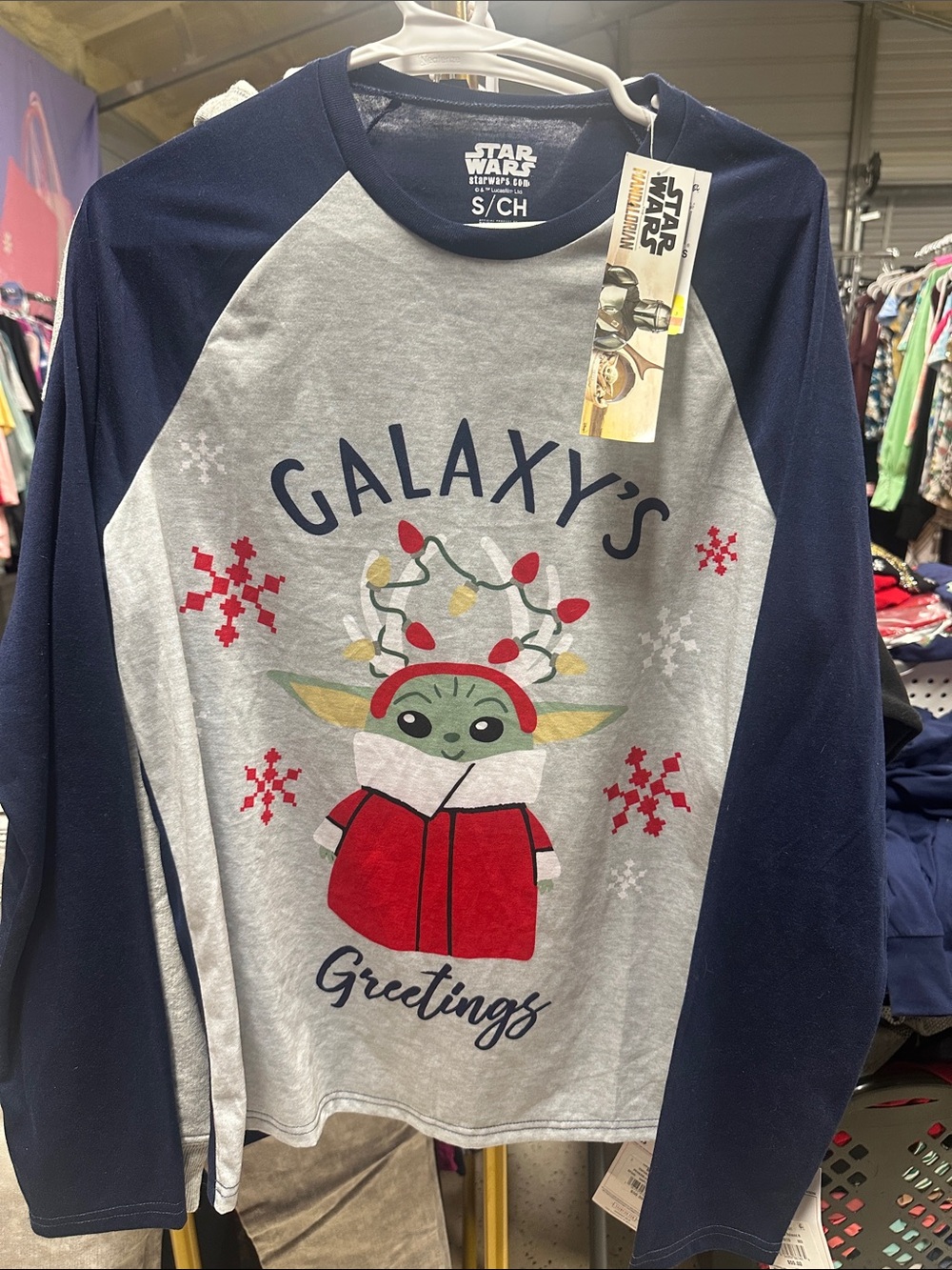 NWT STAR WARS SIZE SMALL MEN’S PAJAMA TOP